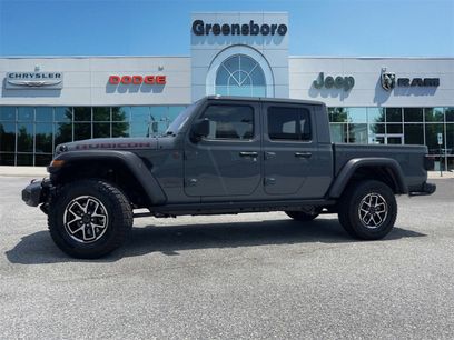 New 2025 Jeep Gladiator Rubicon w/ Convenience Group