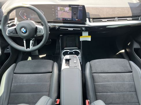 New 2026 BMW X1 xDrive28i w/ M Sport Package AWD/4WD image 3