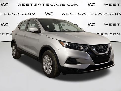 Used 2020 Nissan Rogue Sport S image 39