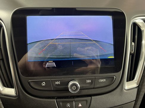 Used 2020 Chevrolet Malibu LT image 28