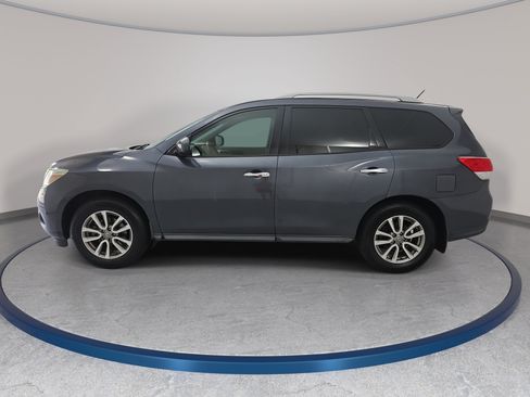 Used 2014 Nissan Pathfinder SV AWD/4WD image 8