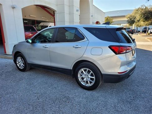 Used 2022 Chevrolet Equinox LT image 10