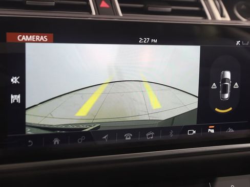 Used 2022 Land Rover Range Rover Westminster Edition image 10