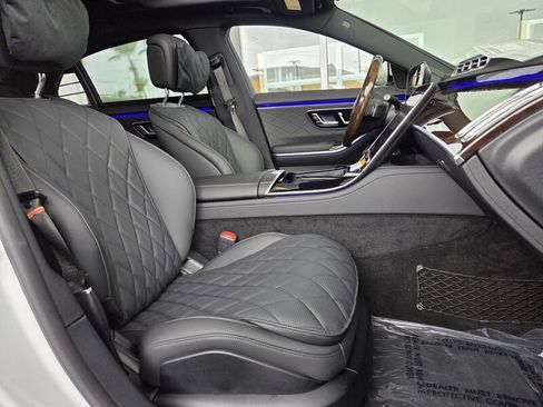 New 2026 Mercedes-Benz S 580 4MATIC Sedan image 17