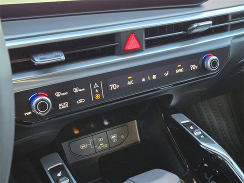 New 2026 Kia Sorento SX image 14