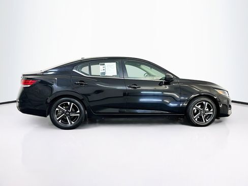 Used 2024 Nissan Sentra SV FWD image 10