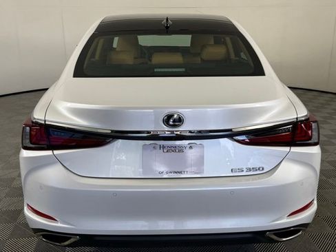 Used 2025 Lexus ES 350 w/ Premium Package FWD image 8