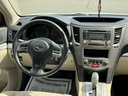 Used 2013 Subaru Legacy 2.5i AWD/4WD image 19