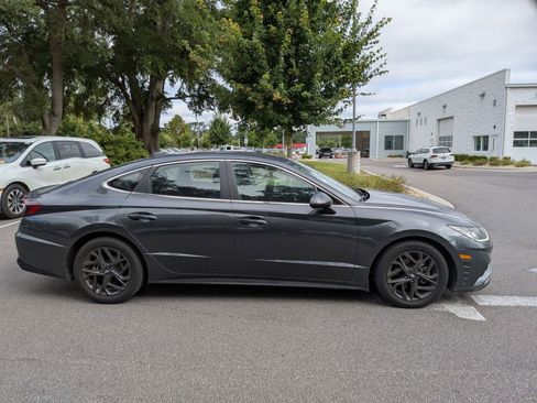 Used 2022 Hyundai Sonata SEL image 2