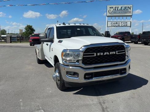 Used 2023 RAM 3500 SLT w/ Quick Order Package 2YG SLT AWD/4WD image 9
