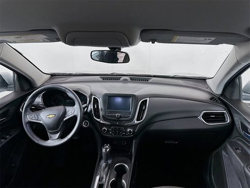 Used 2018 Chevrolet Equinox LT image 22