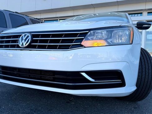 Used 2019 Volkswagen Passat 2.0T Wolfsburg w/ Wheels & Sunroof Package image 49