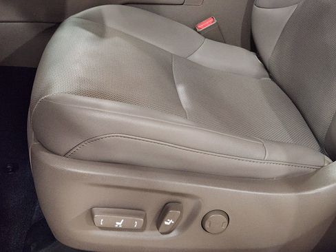 Used 2023 Lexus GX 460 Premium image 44