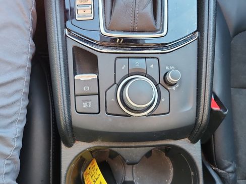 Used 2021 MAZDA CX-5 Touring image 18