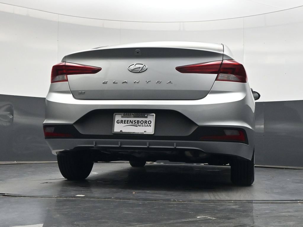 Used 2020 Hyundai Elantra SE FWD image 34