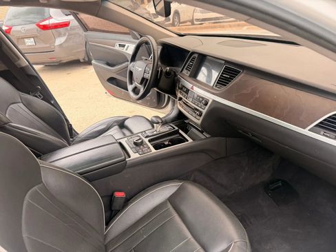 Used 2018 Genesis G80 3.8 w/ Option Group 03 RWD image 18