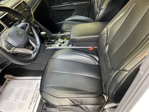 Used 2020 Volkswagen Atlas Cross Sport SEL Premium AWD/4WD image 21