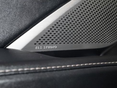 Used 2023 Acura MDX SH-AWD w/ Technology Package image 10