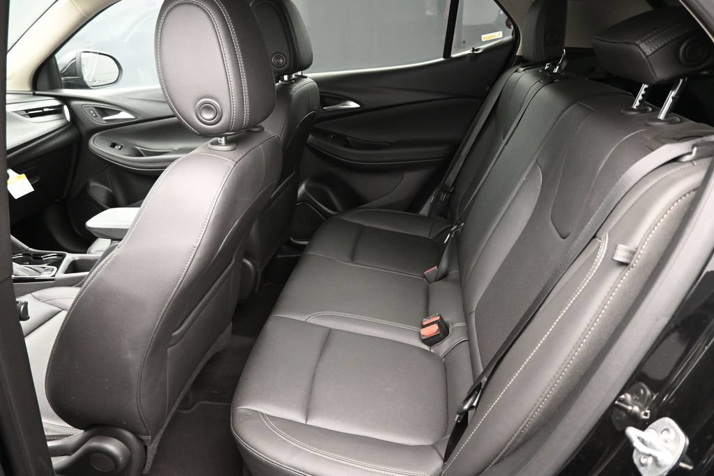 Used 2024 Buick Encore GX Sport Touring AWD/4WD image 13