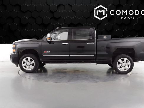 Used 2018 Chevrolet Silverado 2500 LTZ image 6