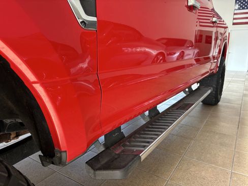 Used 2019 Ford F250 Lariat w/ Chrome Package image 8