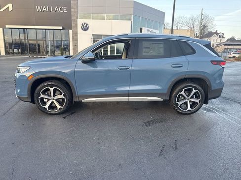 New 2026 Volkswagen Tiguan SE AWD/4WD image 3