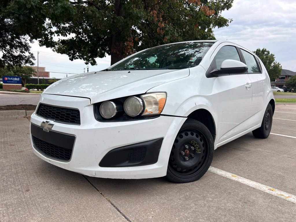 Used 2014 Chevrolet Sonic LS FWD image 1