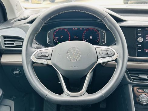 Used 2023 Volkswagen Taos SEL AWD/4WD image 16