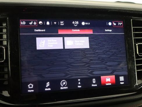 Used 2024 Dodge Durango R/T w/ Blacktop Package RWD image 36