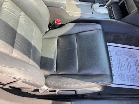 Used 2011 Honda Accord SE image 40
