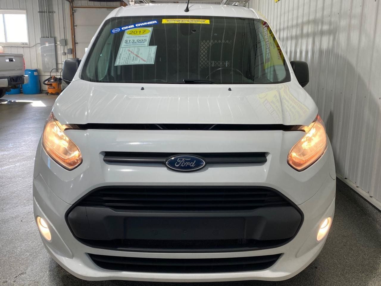 Used 2017 Ford Transit Connect XLT FWD image 8