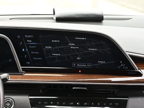 Used 2022 Cadillac Escalade ESV Luxury AWD/4WD image 28