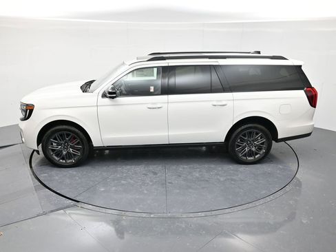 New 2025 Ford Expedition Max Platinum w/ Stealth Performance Package image 47