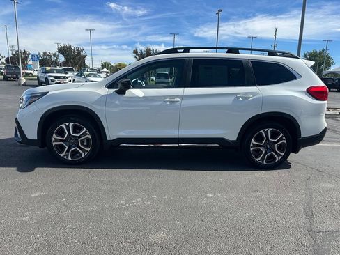 Used 2024 Subaru Ascent Limited w/ Technology Package AWD/4WD image 4