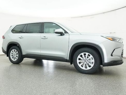 New 2026 Toyota Grand Highlander XLE image 61