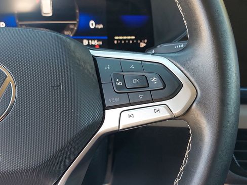 Used 2022 Volkswagen Taos SE image 17