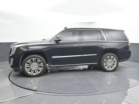 Used 2016 Cadillac Escalade Premium AWD/4WD image 8