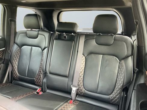 Used 2023 Jeep Grand Cherokee Summit AWD/4WD image 14