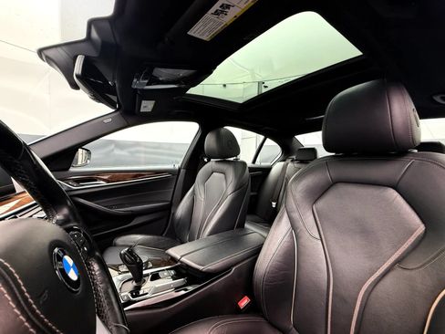 Used 2018 BMW 530i xDrive w/ Premium Package AWD/4WD image 50