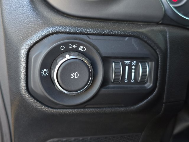 Certified 2022 Jeep Wrangler Unlimited Sport AWD/4WD image 16