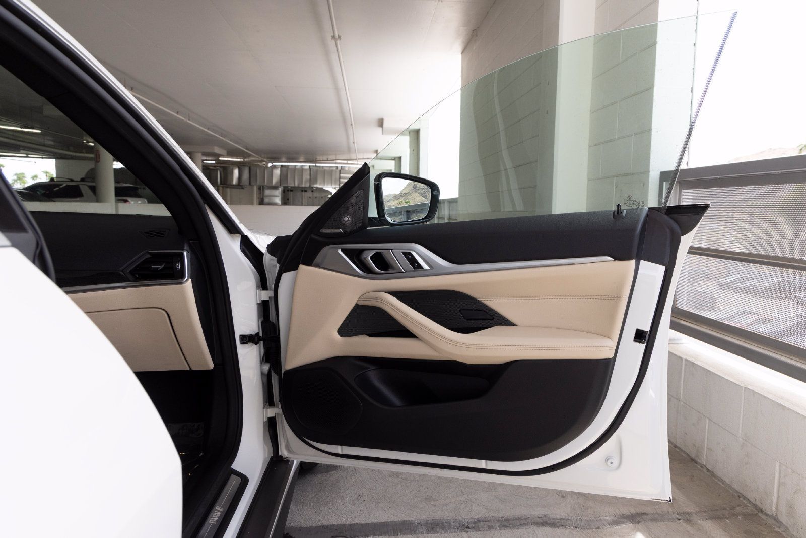 Used 2023 BMW i4 eDrive40 w/ Premium Package RWD image 26