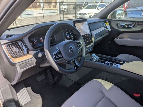 New 2026 Volvo XC60 B5 Plus w/ Protection Package Premier AWD/4WD image 10