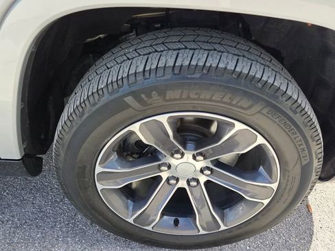 Used 2022 Jeep Grand Wagoneer Series I image 10