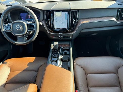 Certified 2023 Volvo XC60 B5 Plus w/ Climate Package image 12
