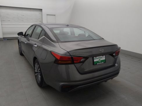 Used 2023 Nissan Altima 2.5 SV image 5