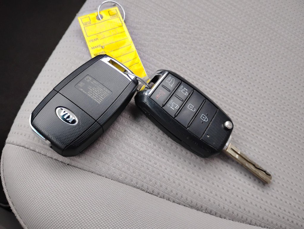 Used 2019 Kia Sedona LX FWD image 10