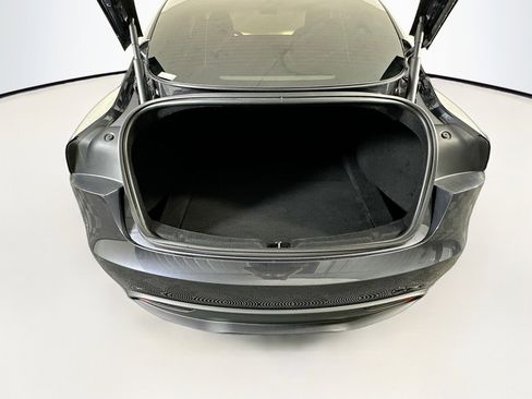 Used 2024 Tesla Model 3 image 26