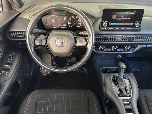 Certified 2023 Honda HR-V Sport image 29