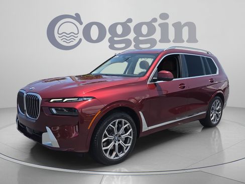 Used 2024 BMW X7 xDrive40i AWD/4WD image 1