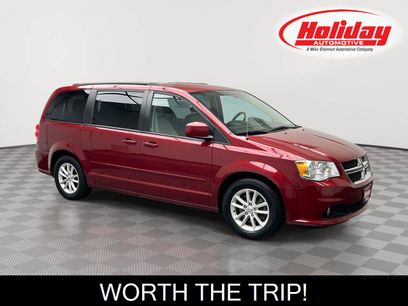 Used 2016 Dodge Grand Caravan SXT w/ UConnect Hands-Free Group